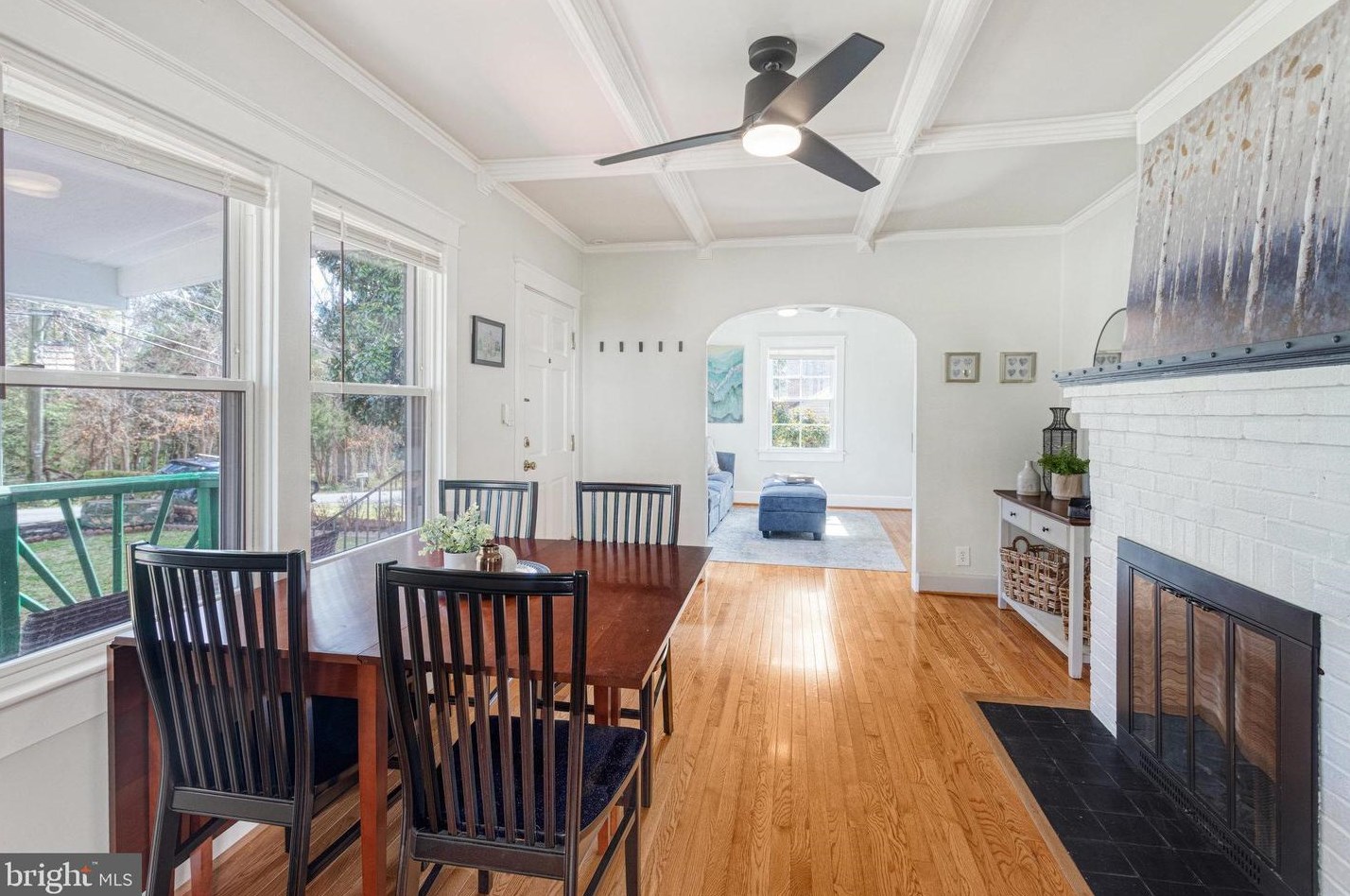 19310 Weaver Rd, Triangle VA  22172-2415 exterior