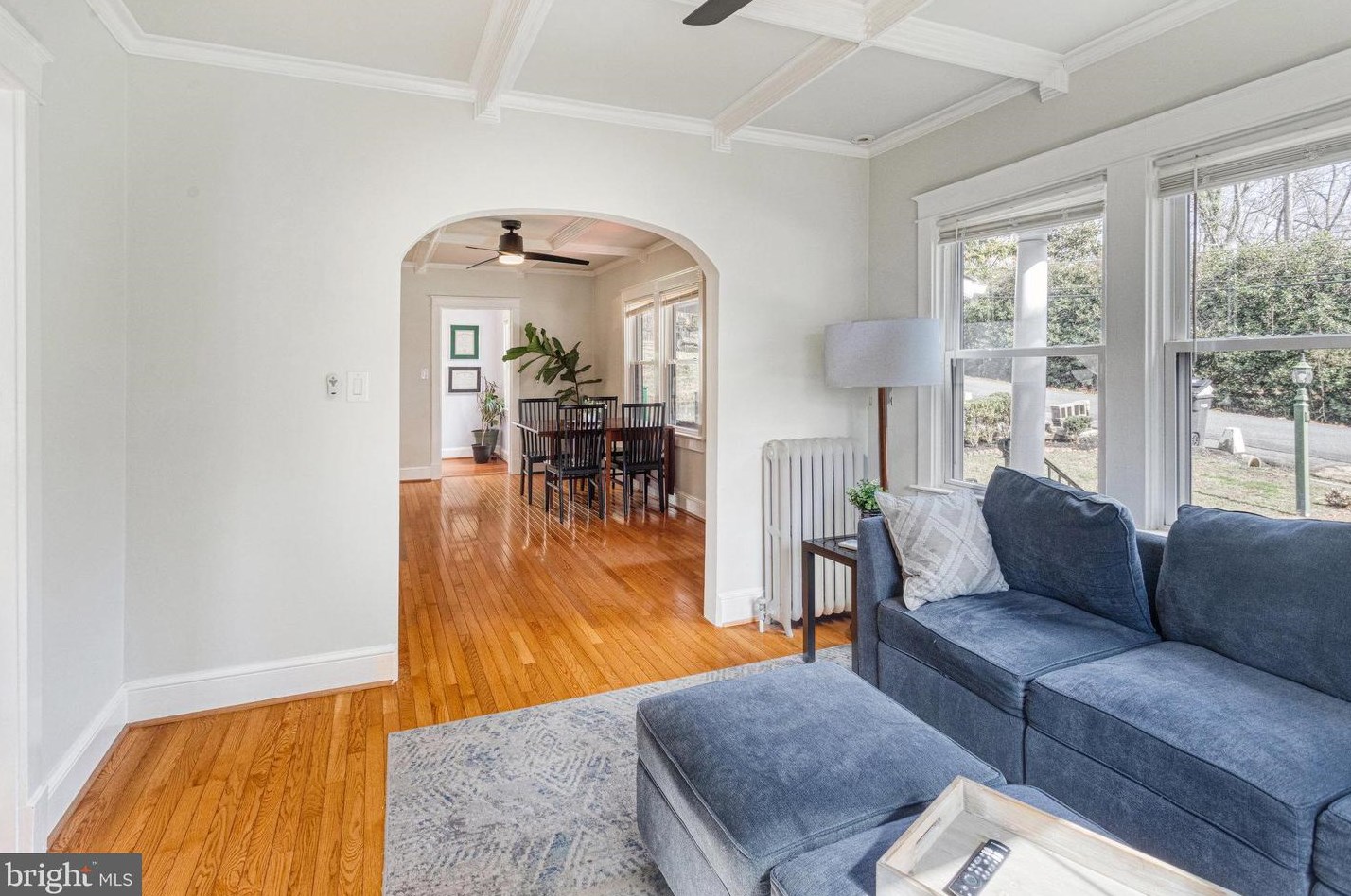 19310 Weaver Rd, Triangle VA  22172-2415 exterior
