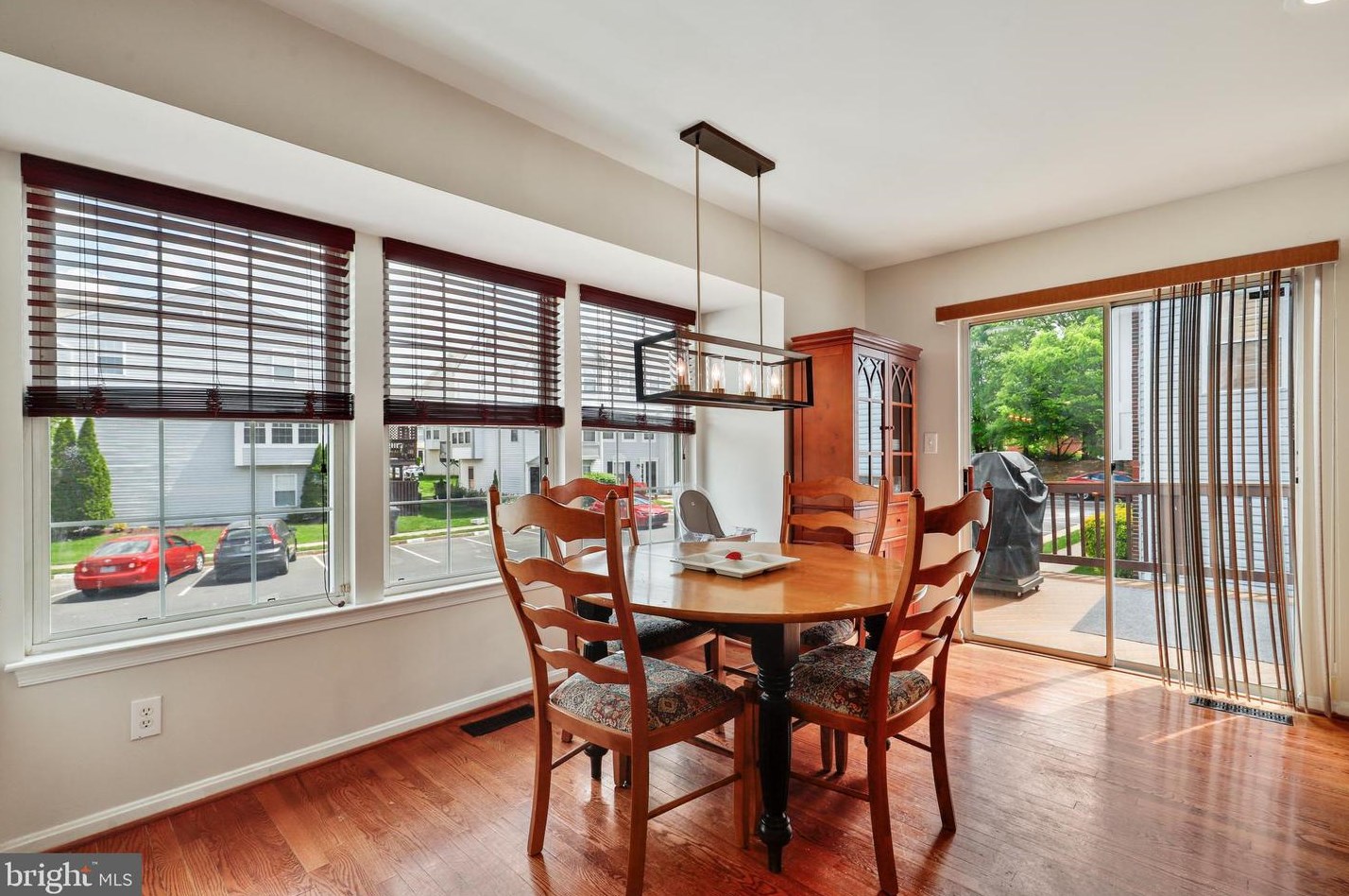 3621 Sherbrooke Cir, Woodbridge VA  22192-7024 exterior