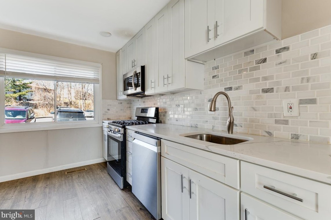 2691 Cristina Ct, Woodbridge, VA 22192