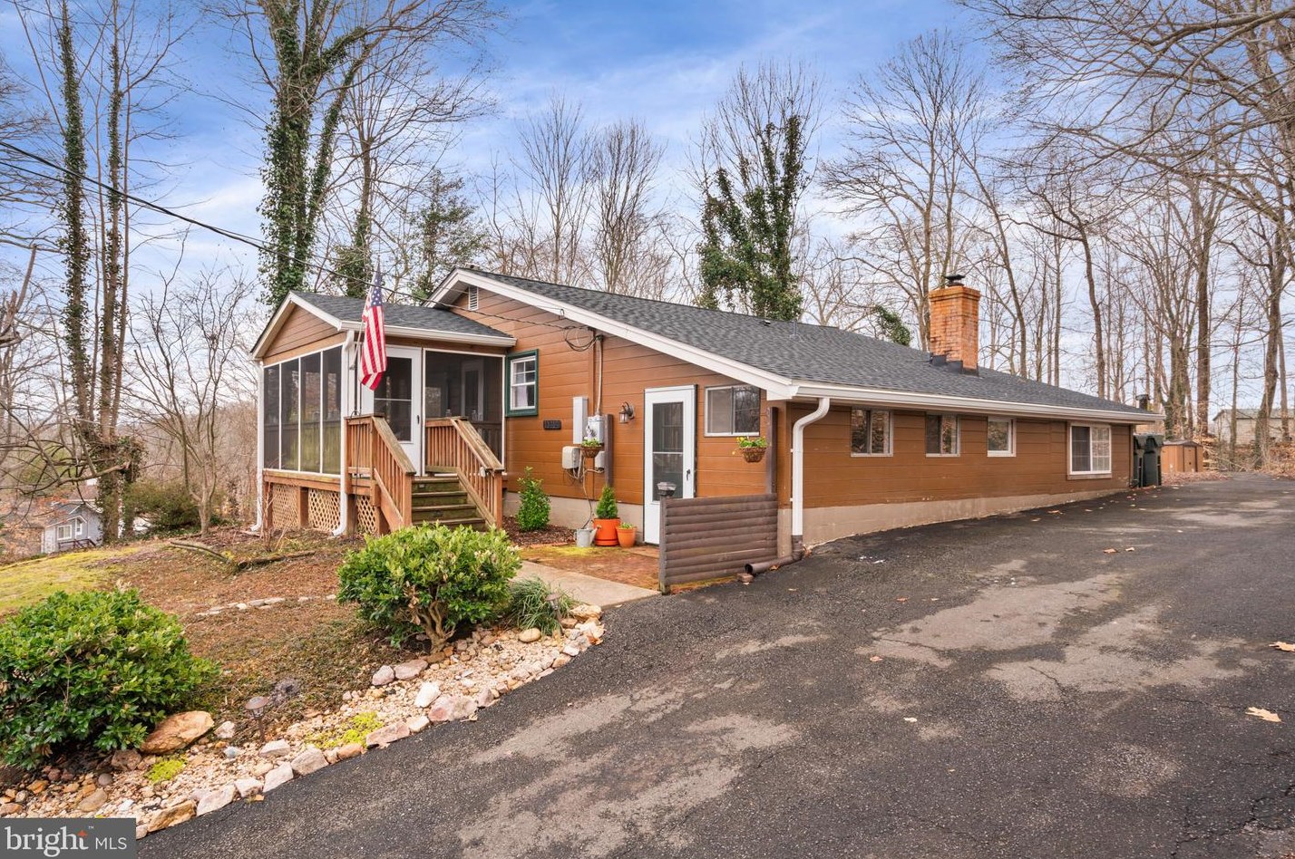 11414 Hinson Mill Ln, Manassas, VA 20112
