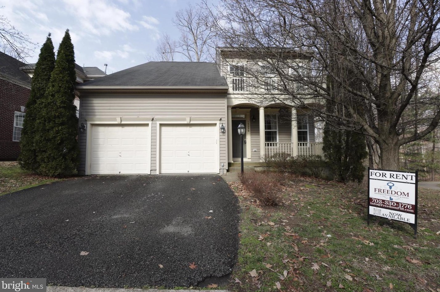 15230 Lord Culpeper Ct, Woodbridge VA  22191-3983 exterior