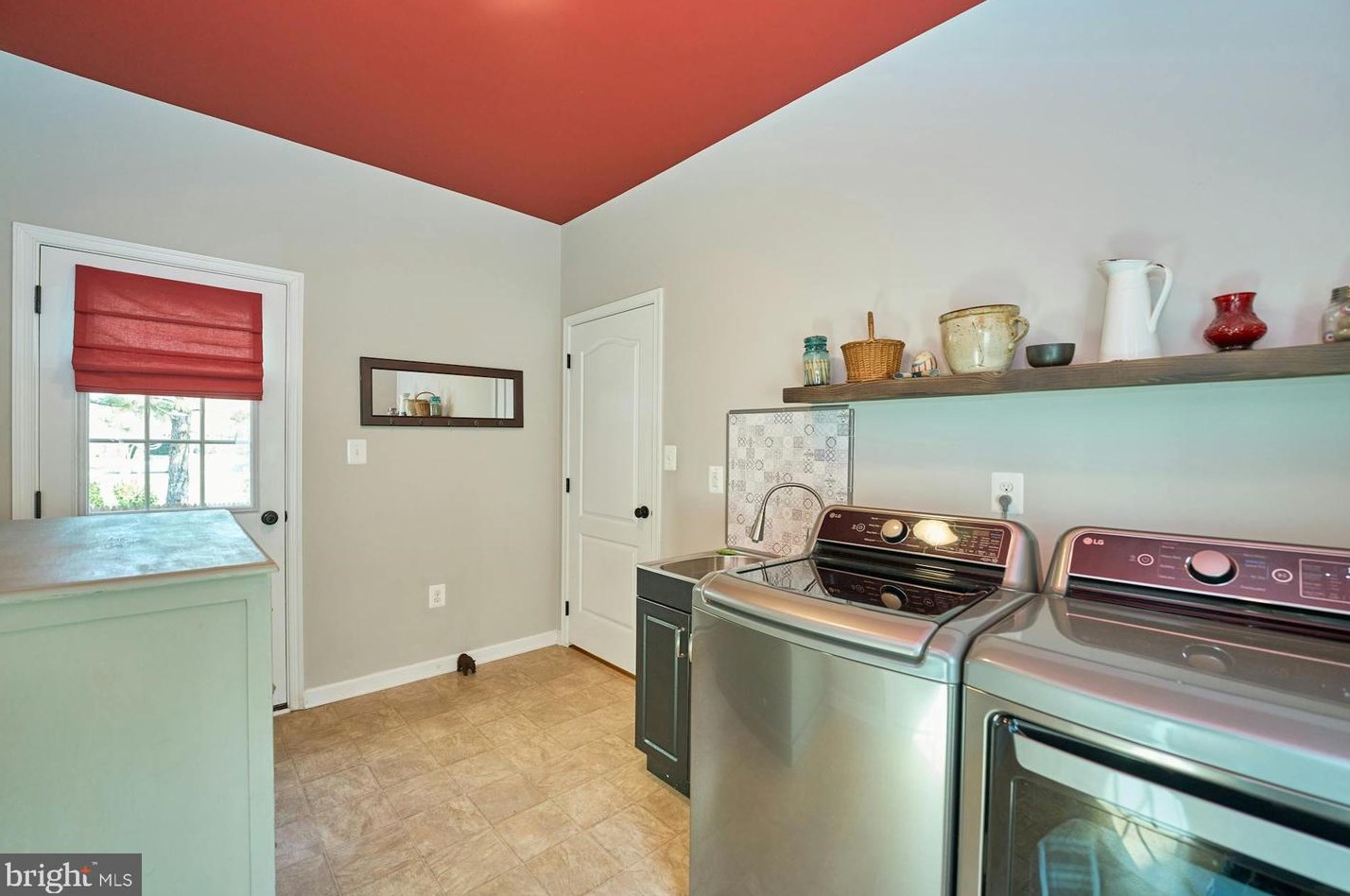 4638 Freedmen Ln, Haymarket VA  20169-8159 exterior