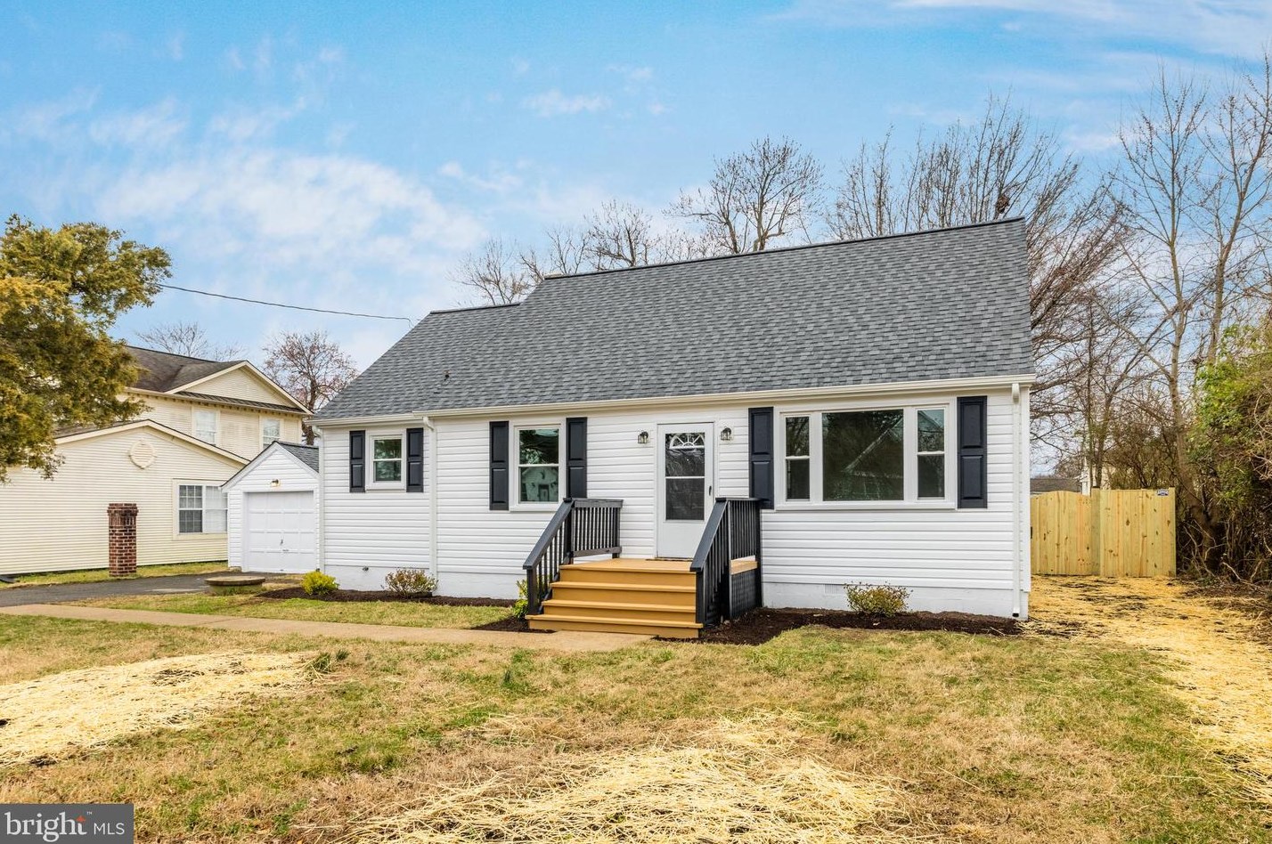 13402 Woodbridge St, Woodbridge, VA 22191