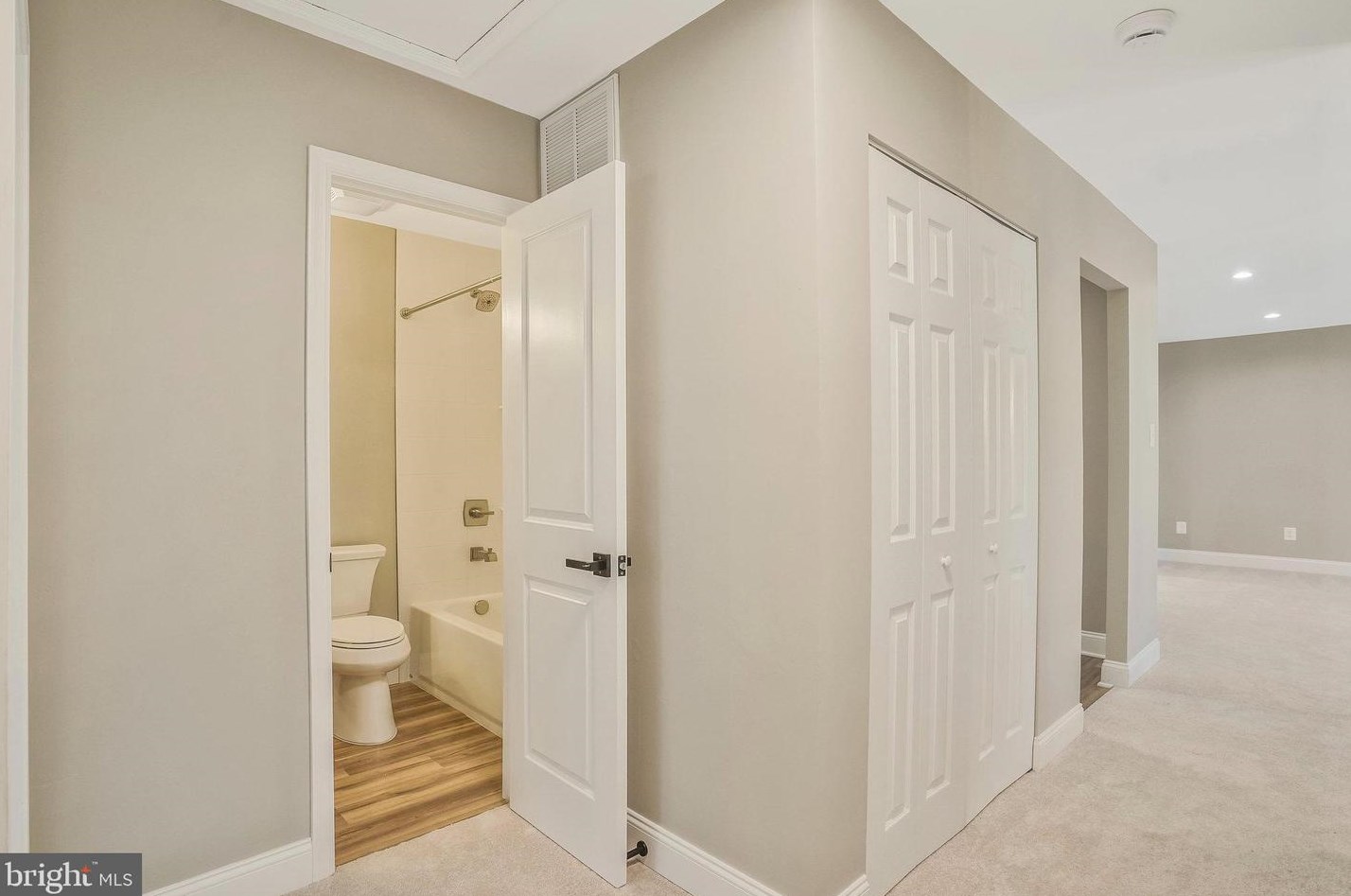 9607 Dublin Dr, Manassas VA  20109-3355 exterior