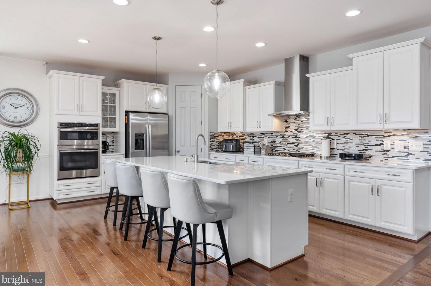 3482 Shandor Rd, Woodbridge, VA 22193