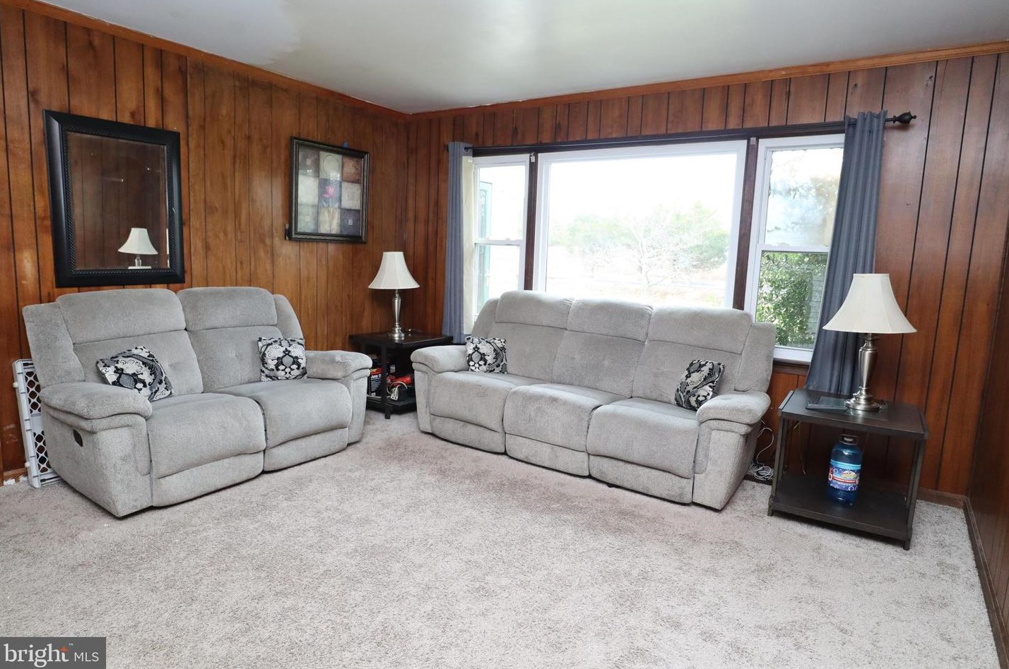 14714 Fleetwood Dr, Nokesville, VA 20181