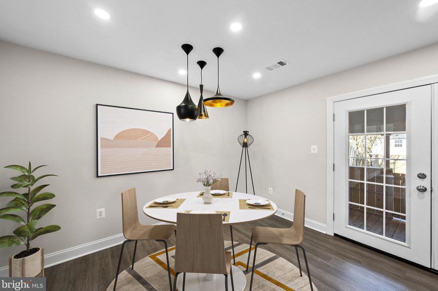 7622 Shelley Ln, Manassas VA 20111-1613 exterior