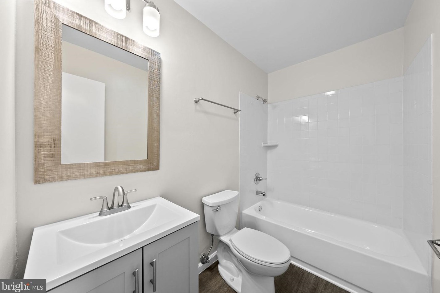 7622 Shelley Ln, Manassas VA 20111-1613 exterior