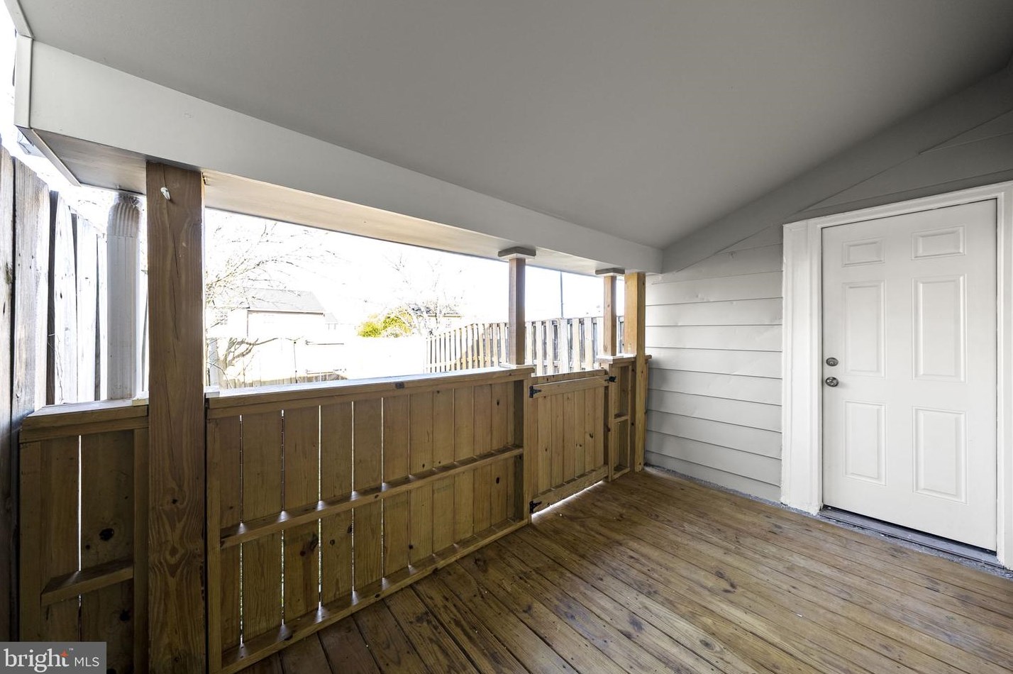 7622 Shelley Ln, Manassas VA 20111-1613 exterior