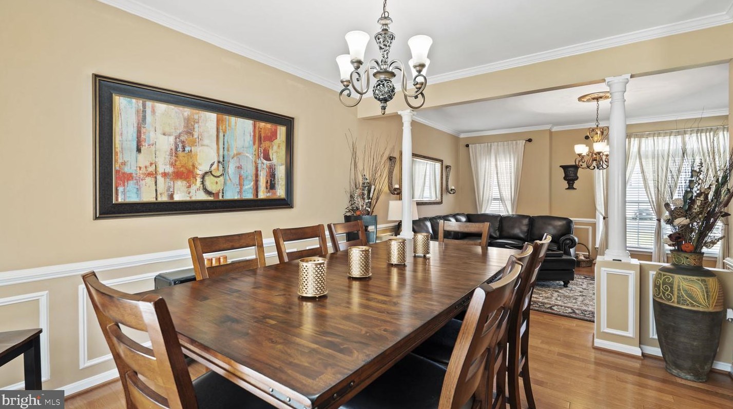 13332 Vista Forest Dr, Woodbridge VA  22192-4540 exterior