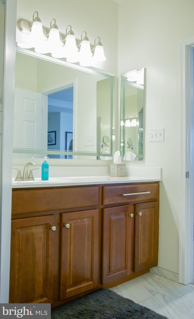 2631 Eastbourne Dr, Woodbridge VA  22191-4090 exterior
