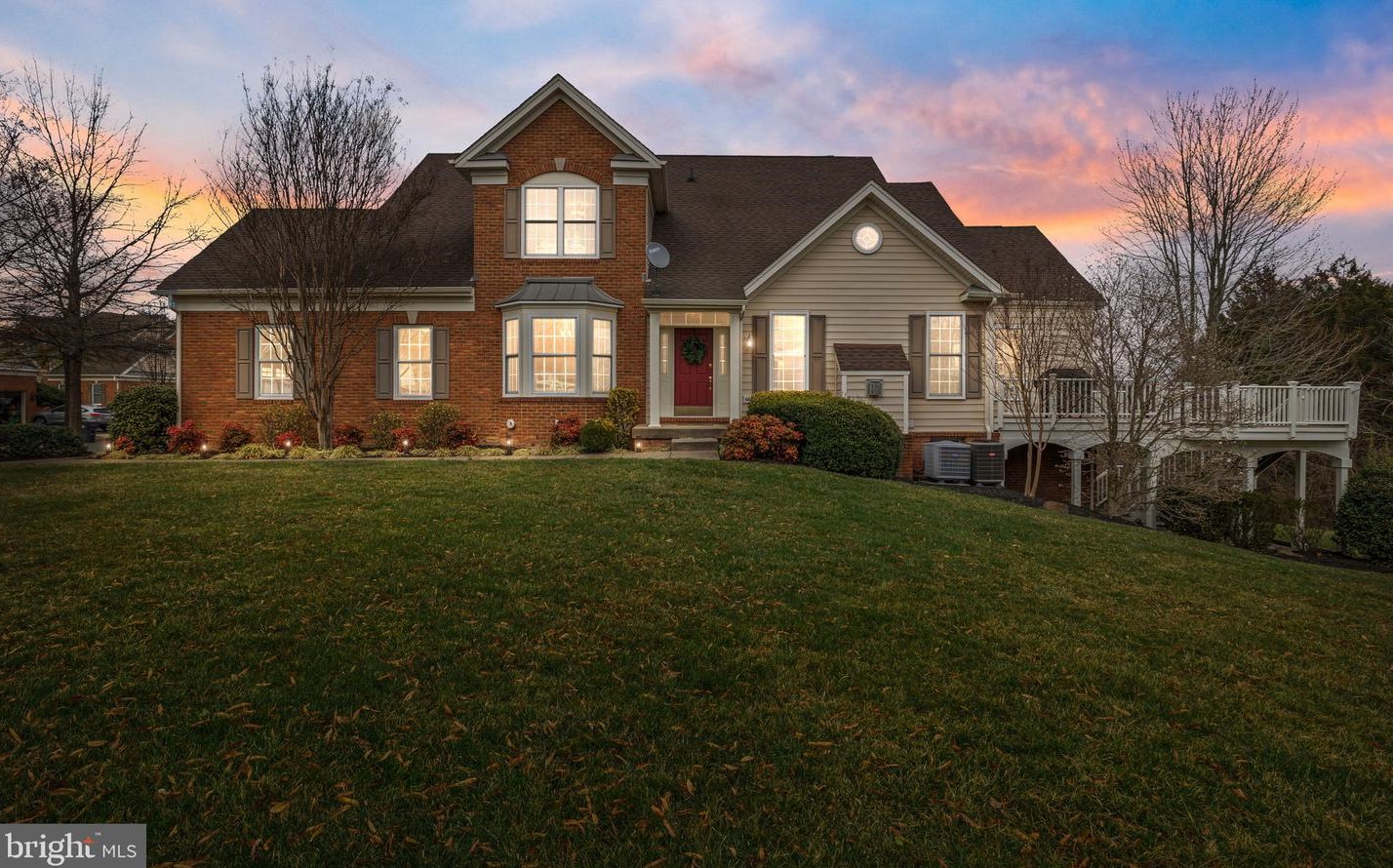 5689 Solheim Cup Dr, Haymarket, VA 20169