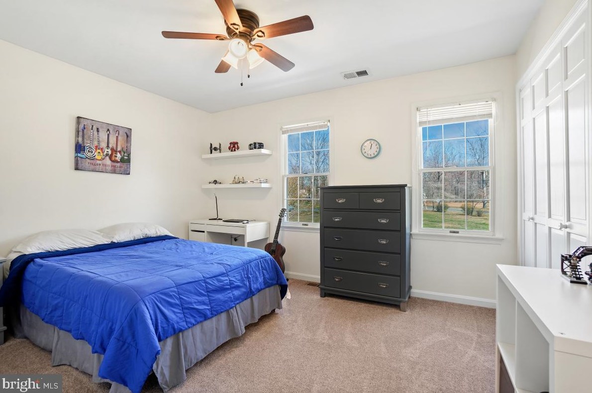 13674 Van Doren Rd, Manassas VA  20112-3803 exterior