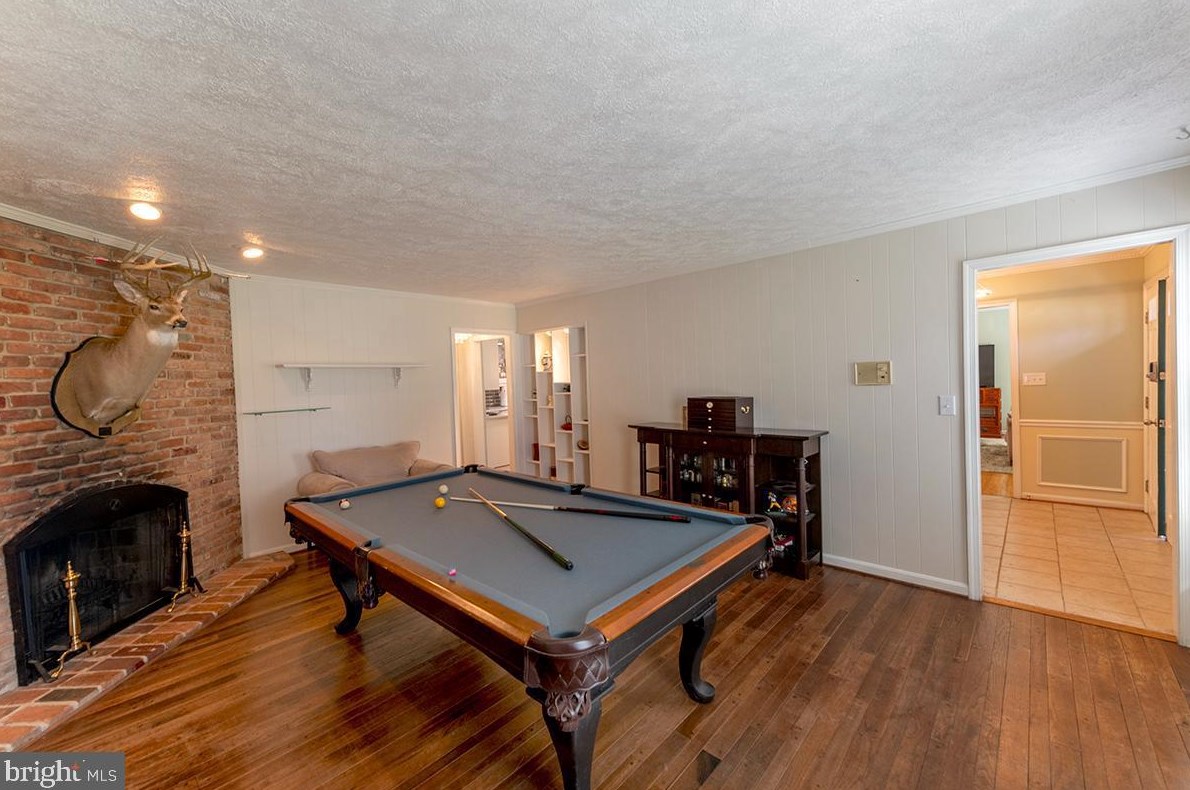 3237 Riverview Dr, Triangle VA  22172-1421 exterior