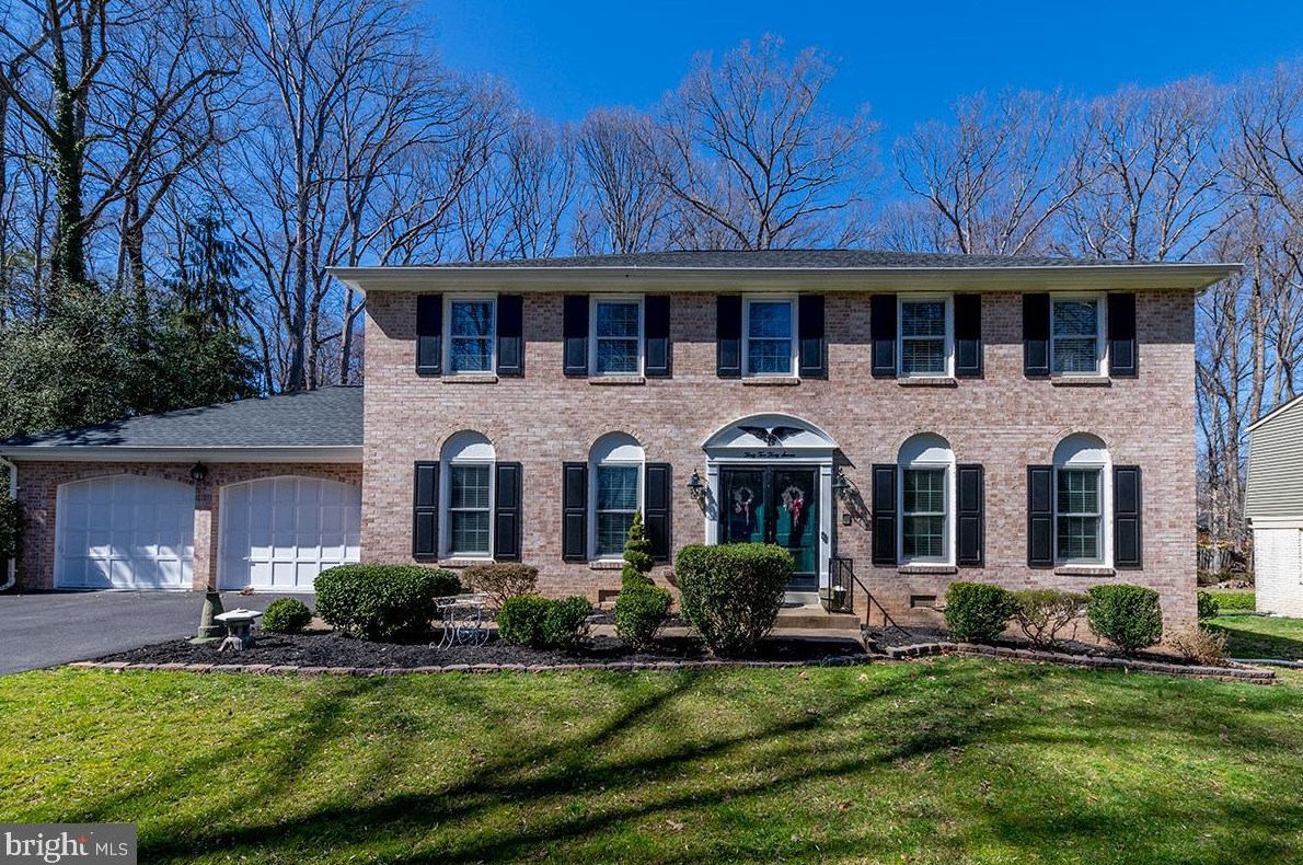 3237 Riverview Dr, Triangle VA  22172-1421 exterior