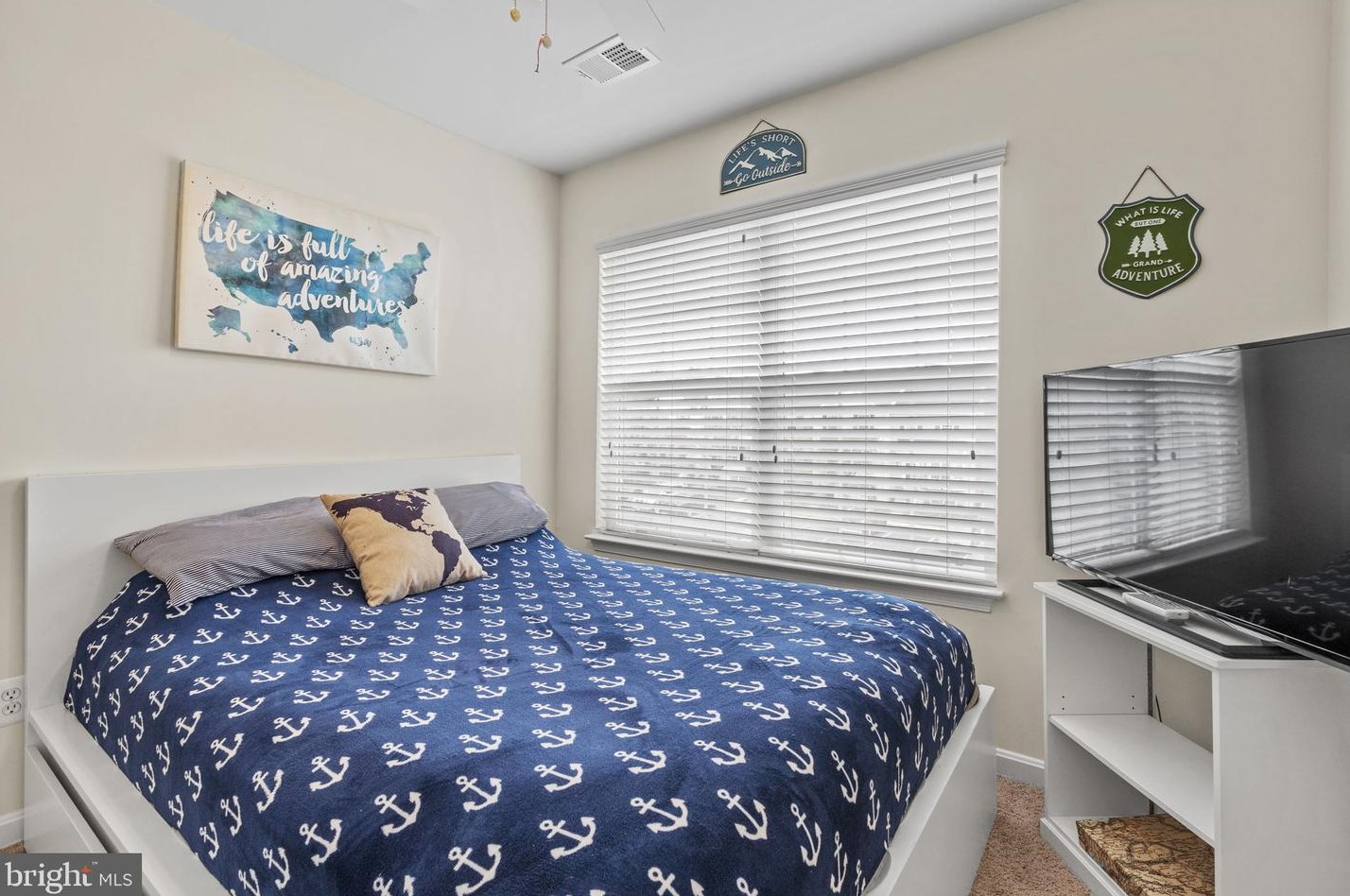 8240 Ramseur Pl, Manassas VA  20109-1905 exterior