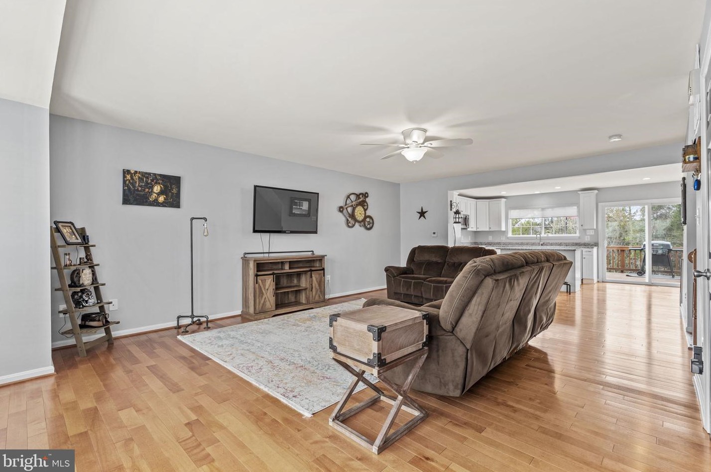 8240 Ramseur Pl, Manassas VA  20109-1905 exterior