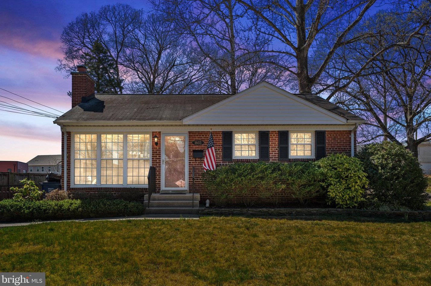1603 Woodside Dr, Woodbridge, VA 22191