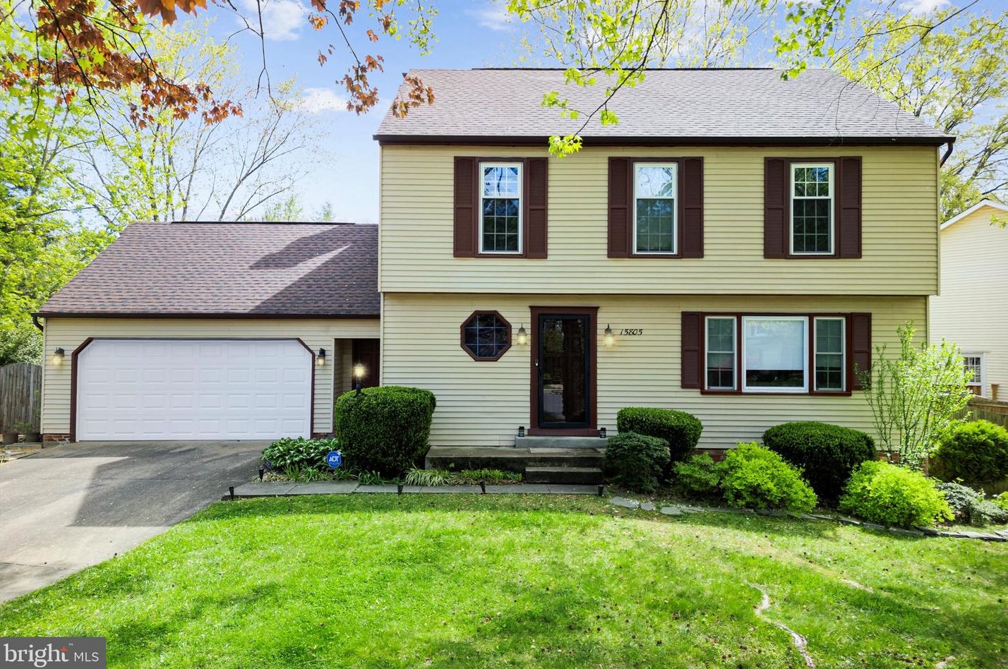 15805 Dickerson Pl, Dumfries, VA 22025-1819