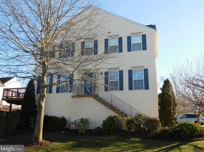 3781 Tonbridge Pl, Woodbridge, VA 22192