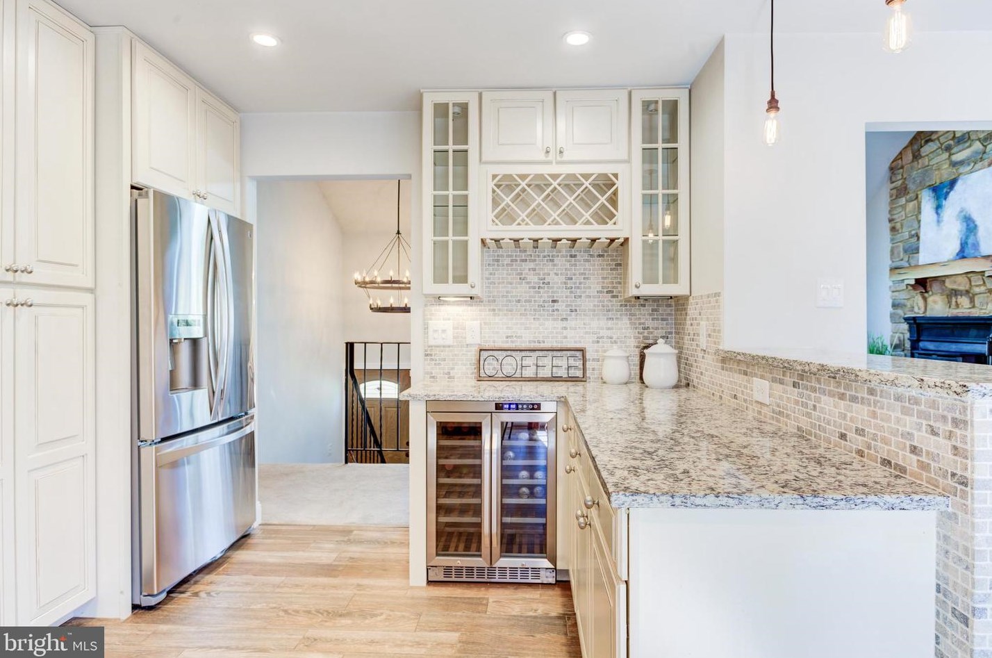6111 Occoquan Forest Dr, Manassas VA  20112-3034 exterior