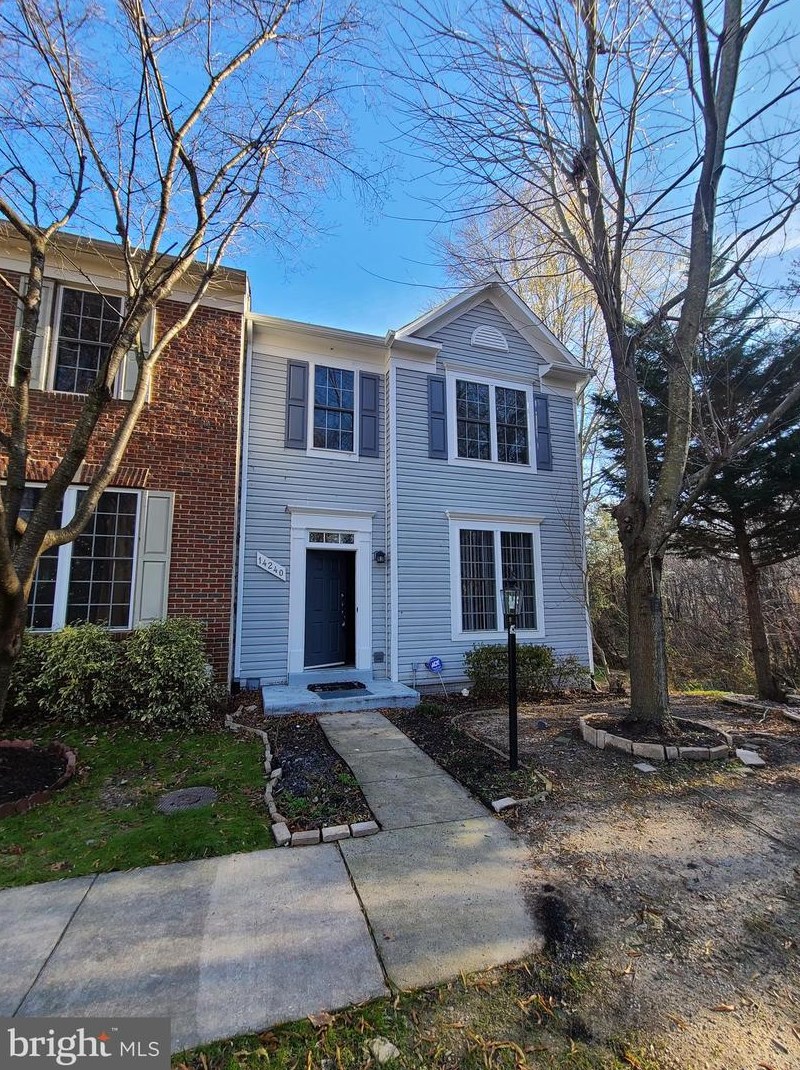 14240 Madrigal Dr, Woodbridge, VA 22193