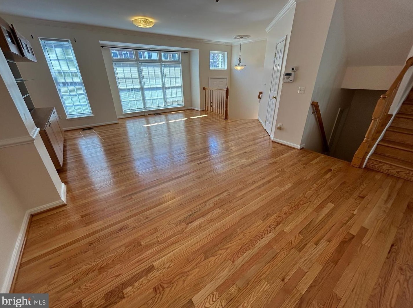 4306 Stone Mountain Ct, Dumfries VA  22025-2033 exterior