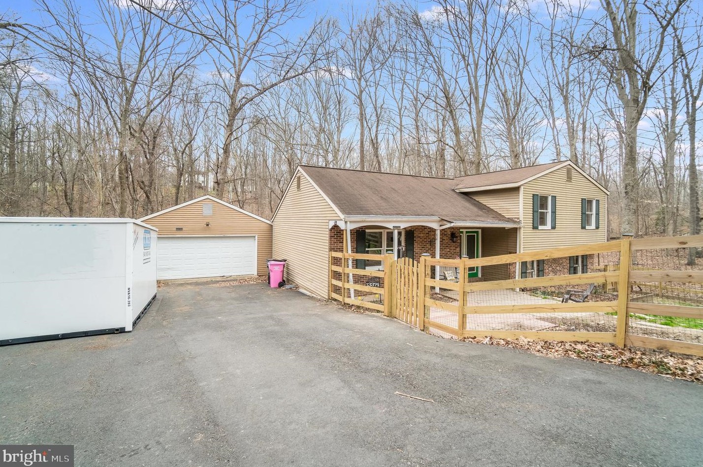 13374 Marie Dr, Manassas VA  20112-4718 exterior