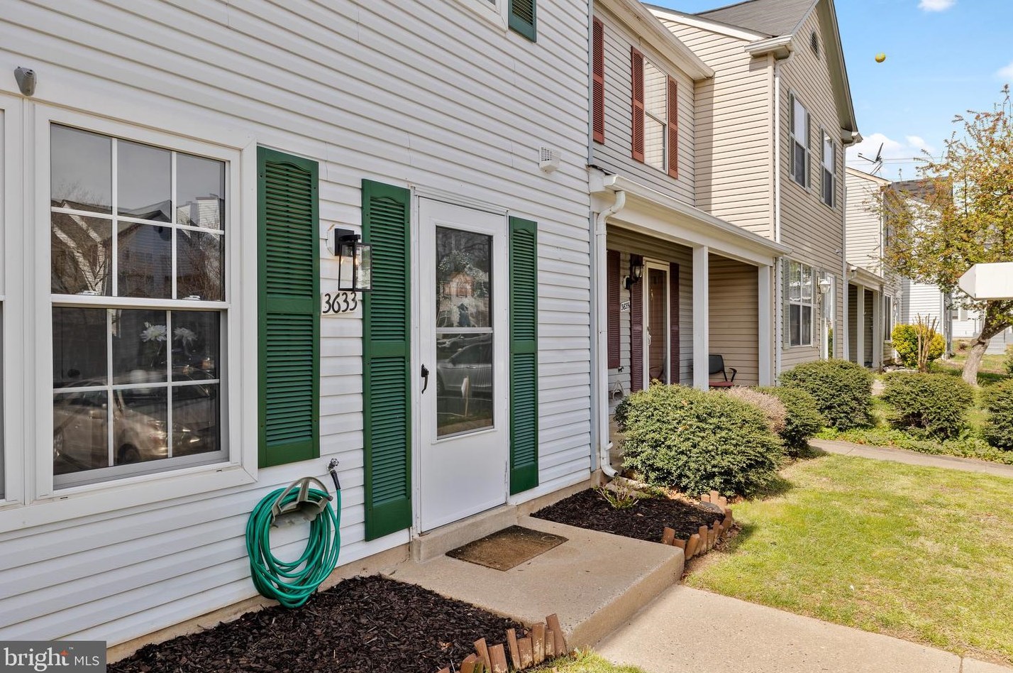 3633 Dahlgren Pl, Dumfries, VA 22026-2602