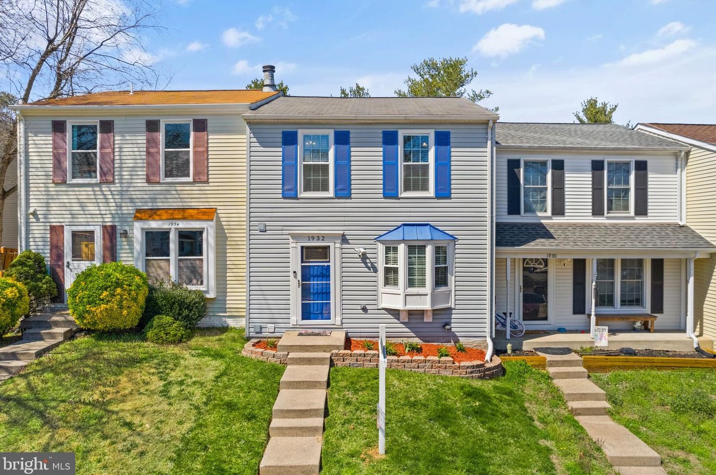 1932 Pohick Creek Ct, Woodbridge, VA 22192