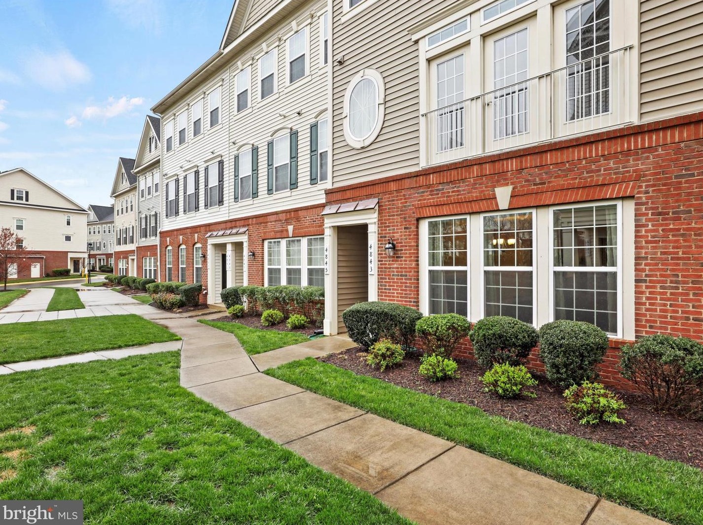 4843 Dane Ridge Cir, Woodbridge, VA 22193