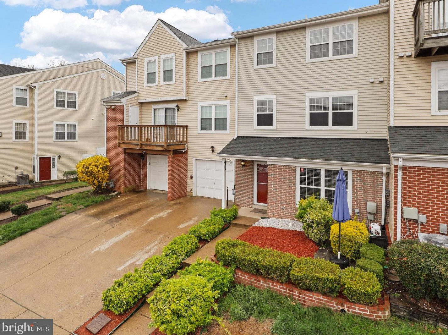 7994 Coachcrest Ct, Manassas, VA 20109