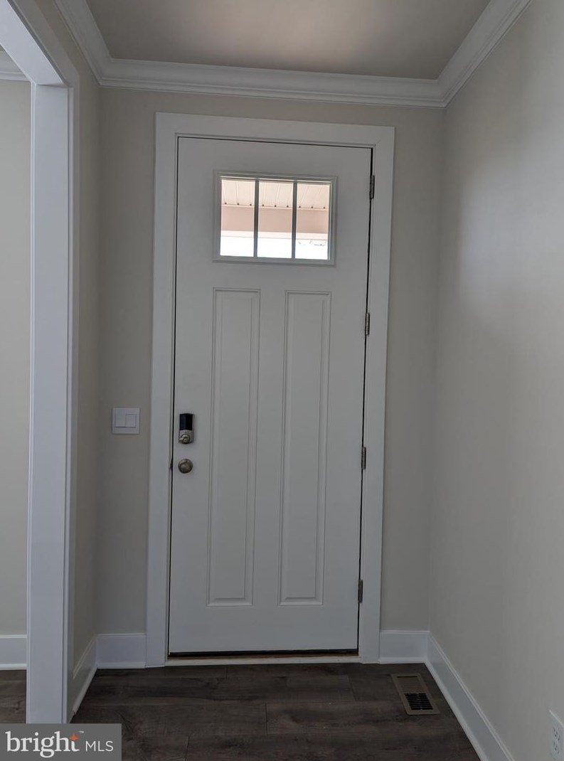14972 Walter Robinson Ln, Haymarket, VA 20169