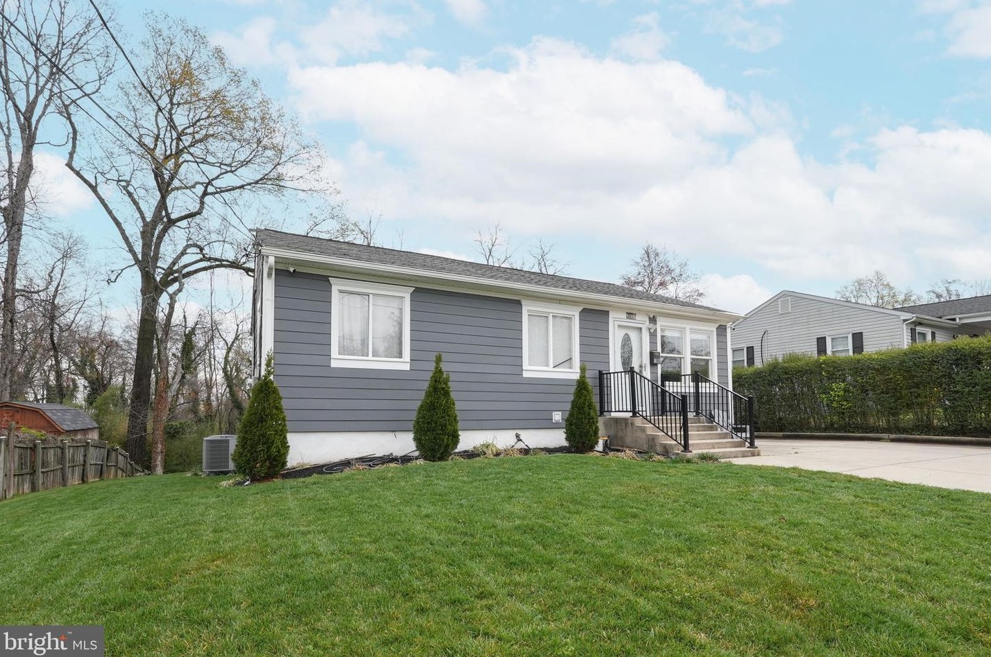 14005 Mathews Dr, Woodbridge, VA 22191