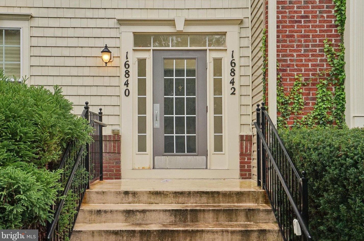 16842 Nuttal Oak Pl #17, Woodbridge, VA 22191