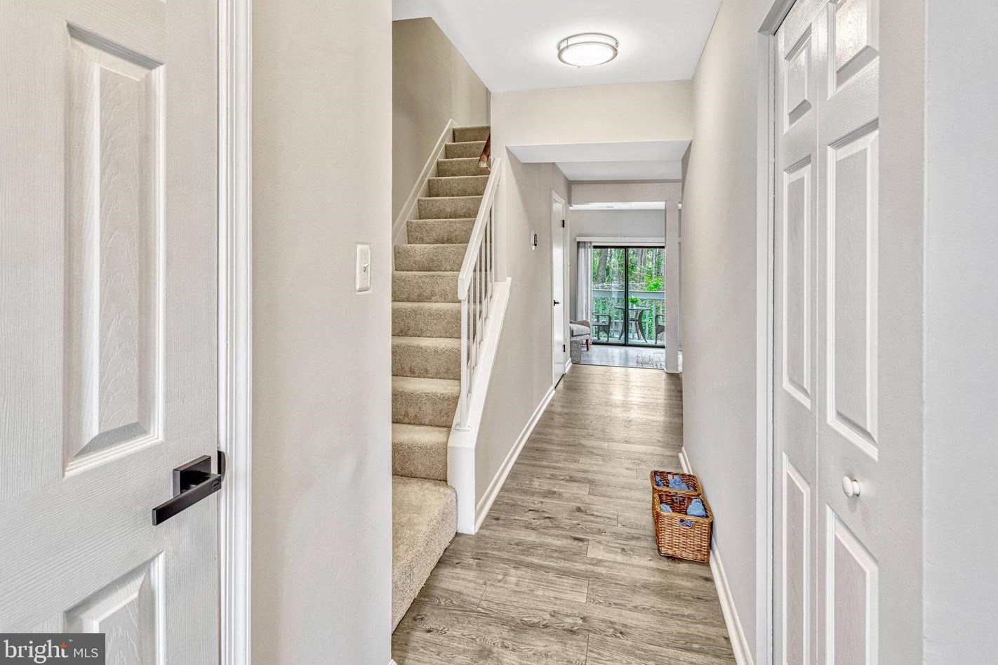 12767 Cara Dr, Woodbridge VA  22192-2734 exterior