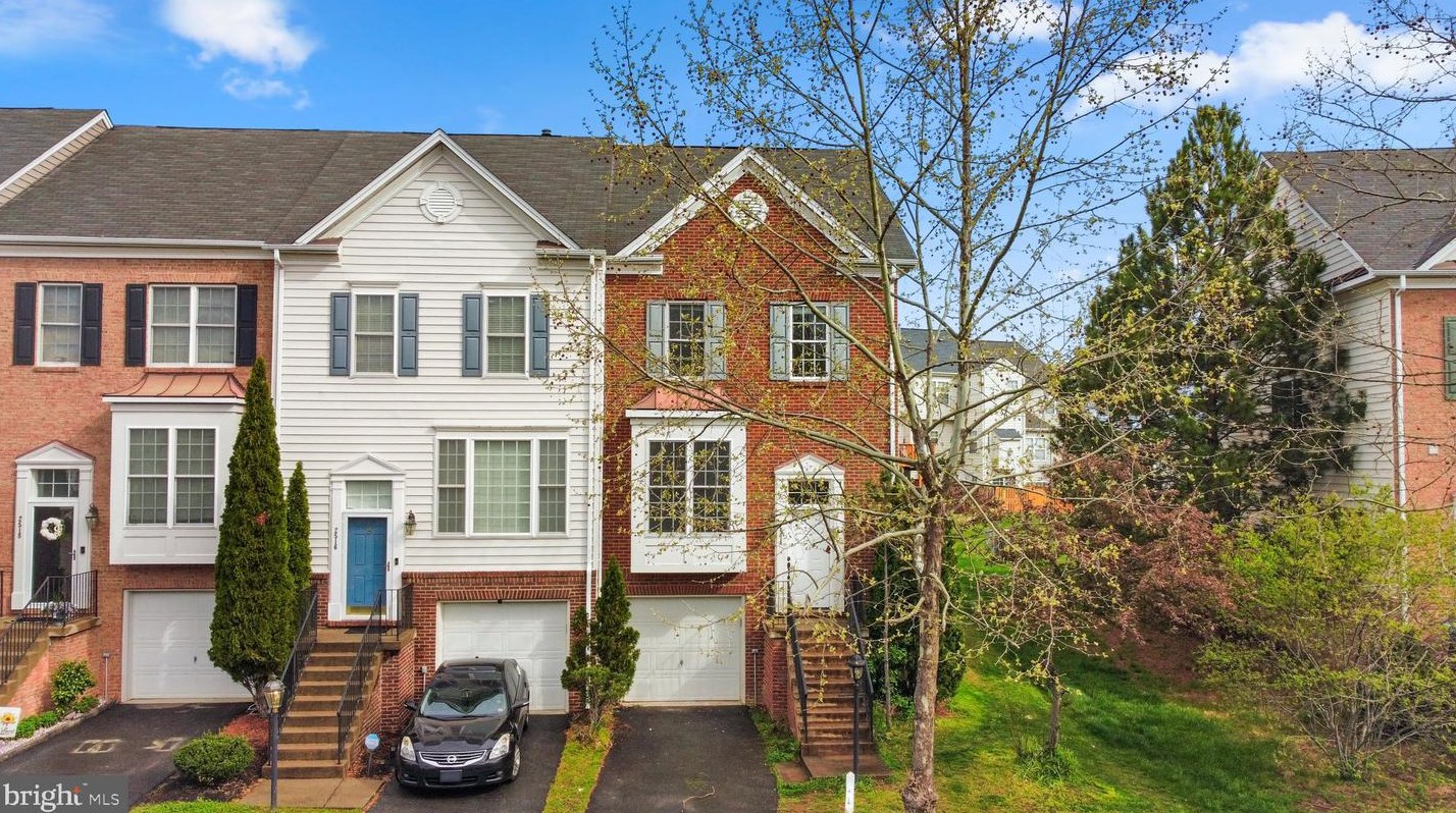 2514 Oak Tree Ln, Woodbridge, VA 22191