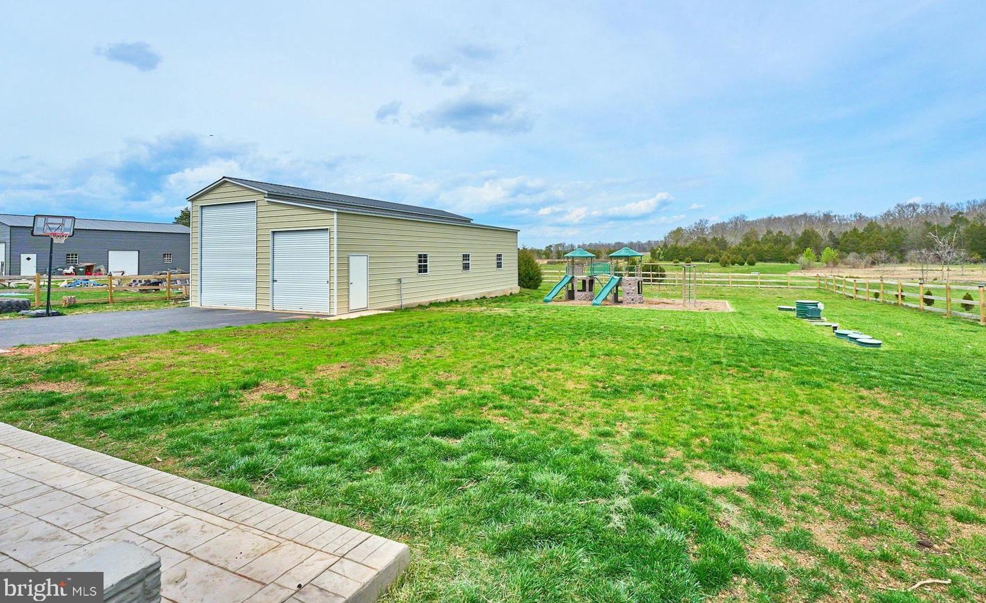 12778 Hazelwood Dr, Nokesville VA  20181-2500 exterior
