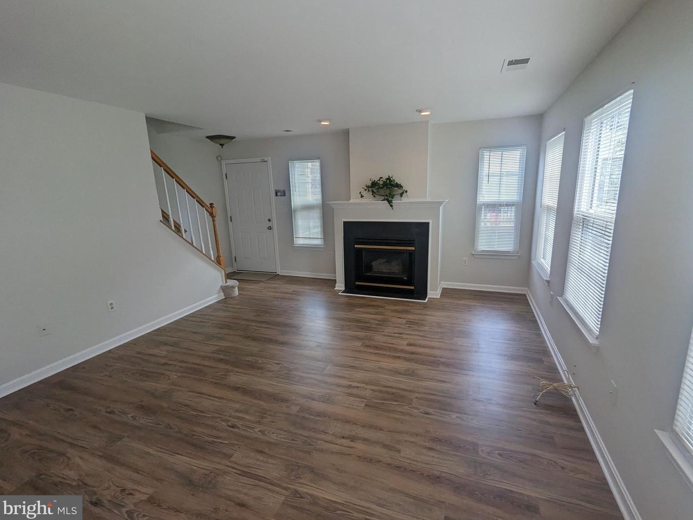 11033 Sentry Ridge Rd, Manassas, VA 20109-7765