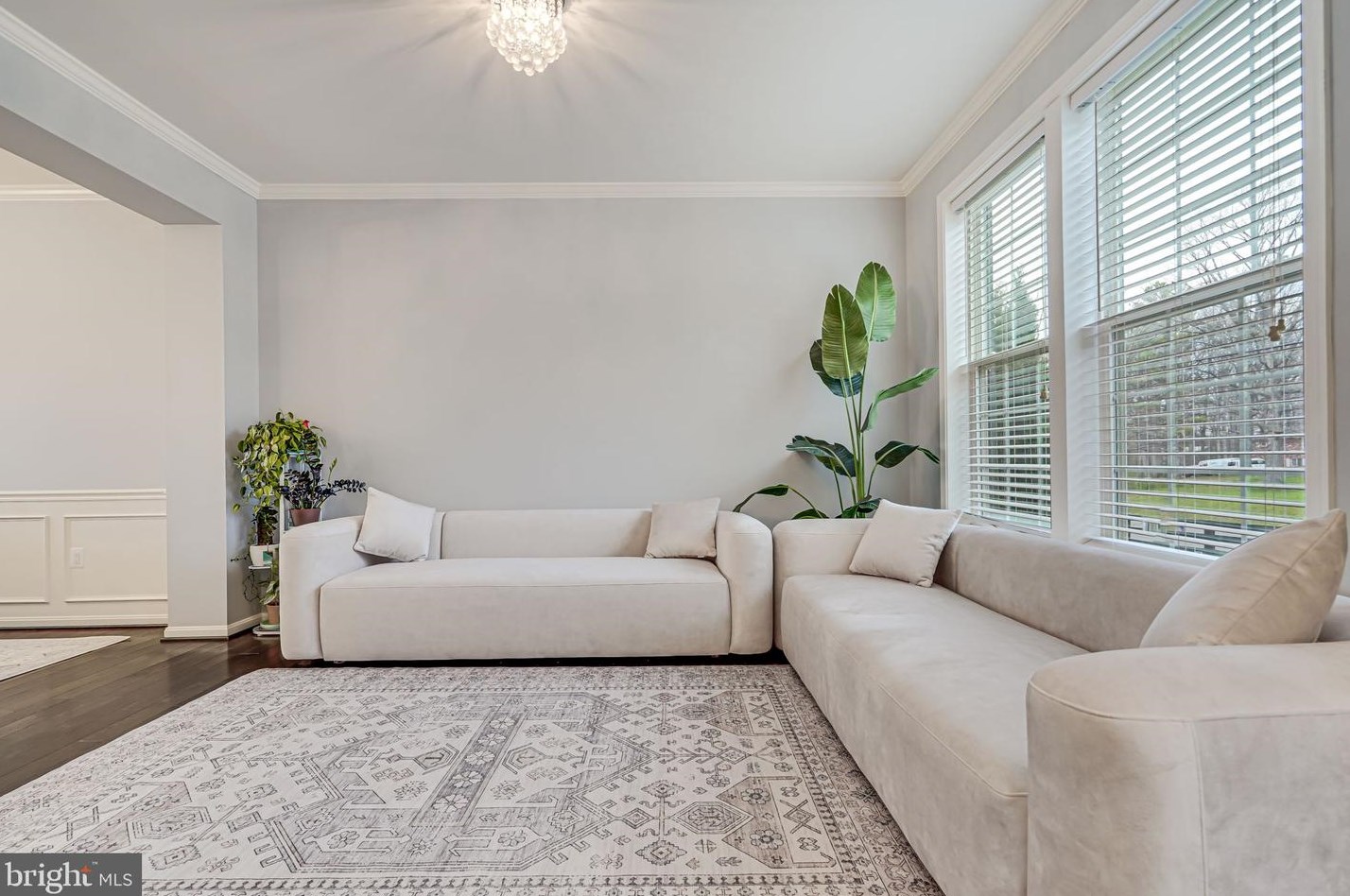 12209 Jennell Dr, Bristow VA  20136-1127 exterior