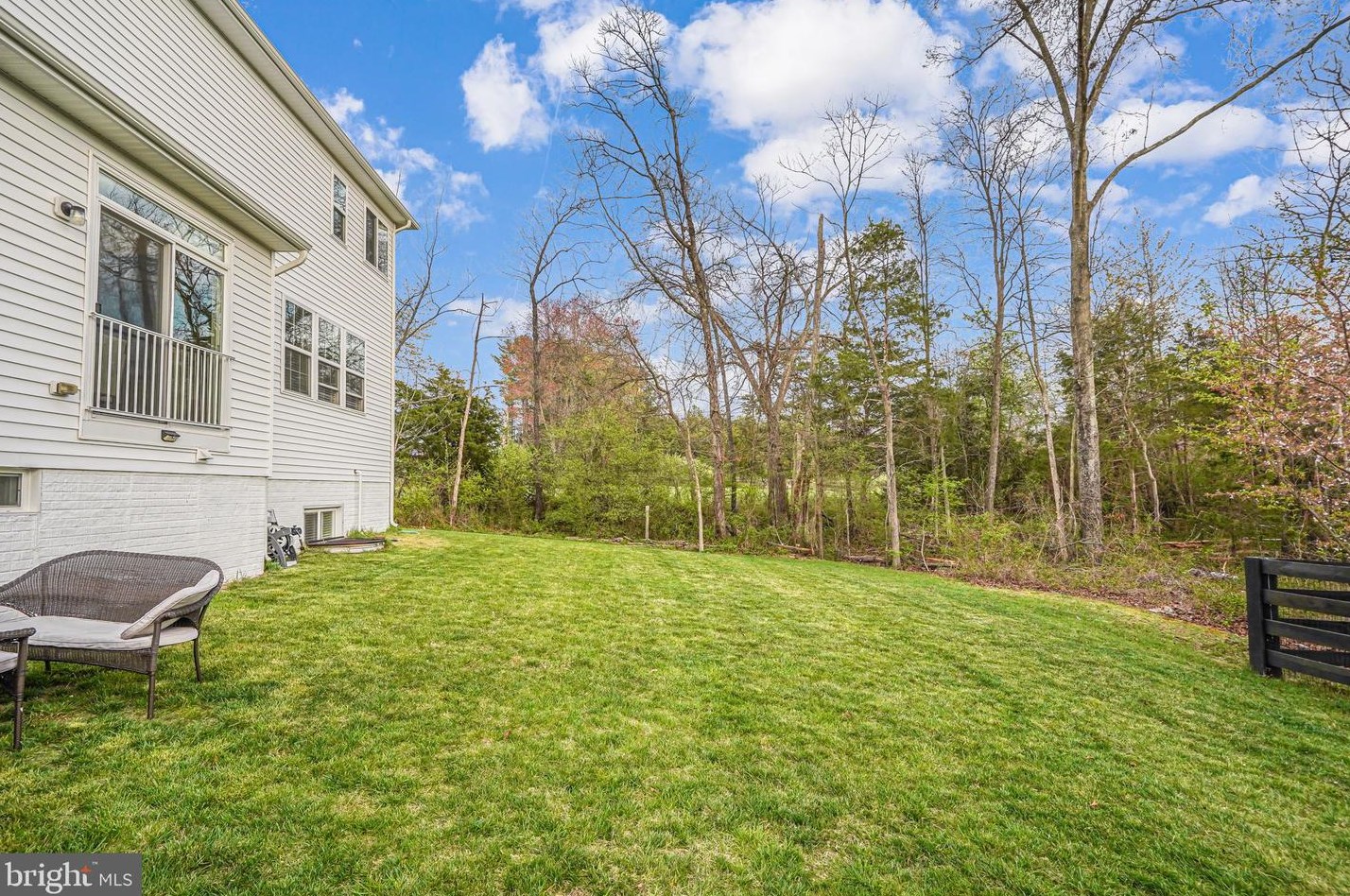 12209 Jennell Dr, Bristow VA  20136-1127 exterior