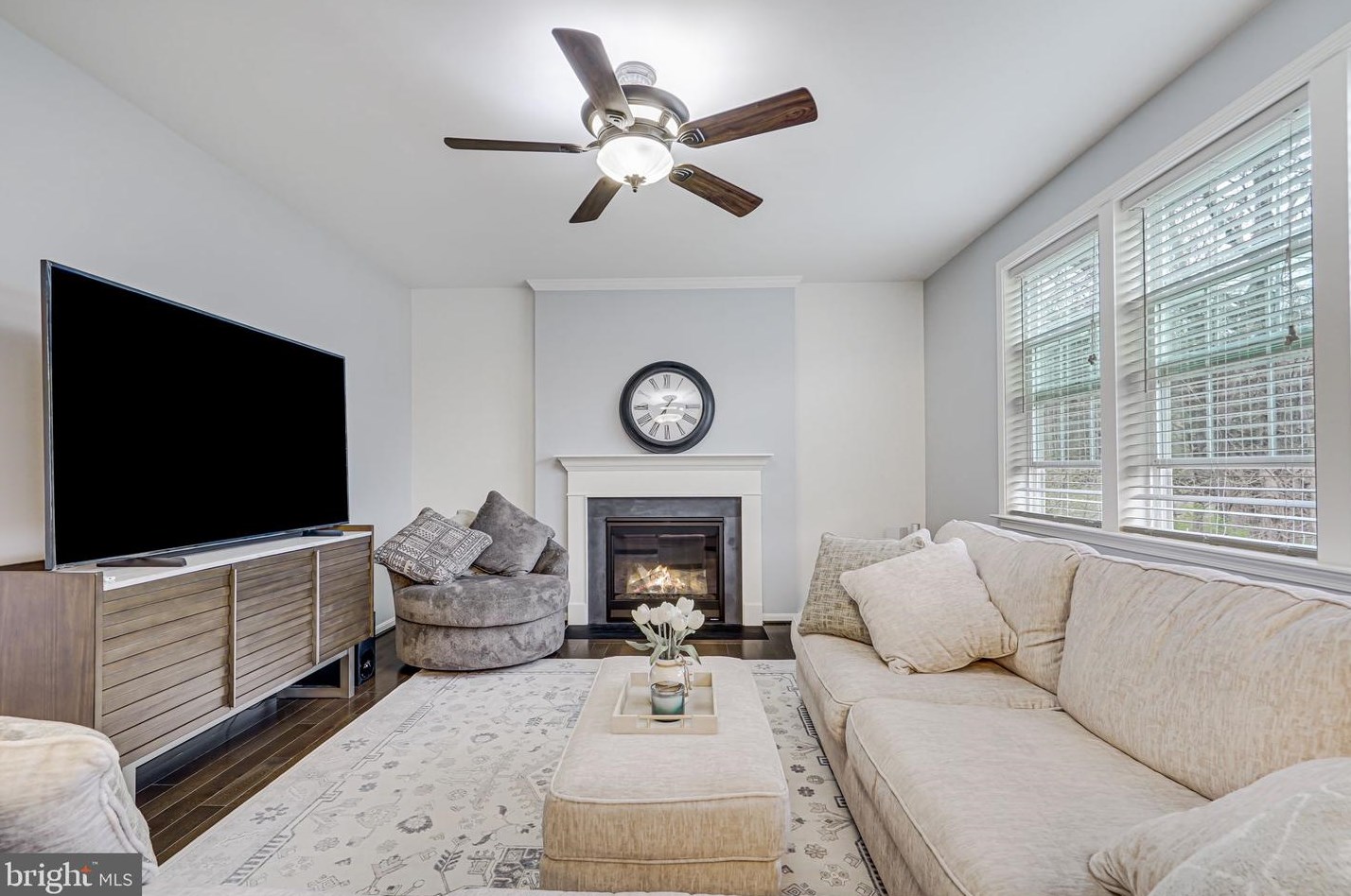 12209 Jennell Dr, Bristow VA  20136-1127 exterior