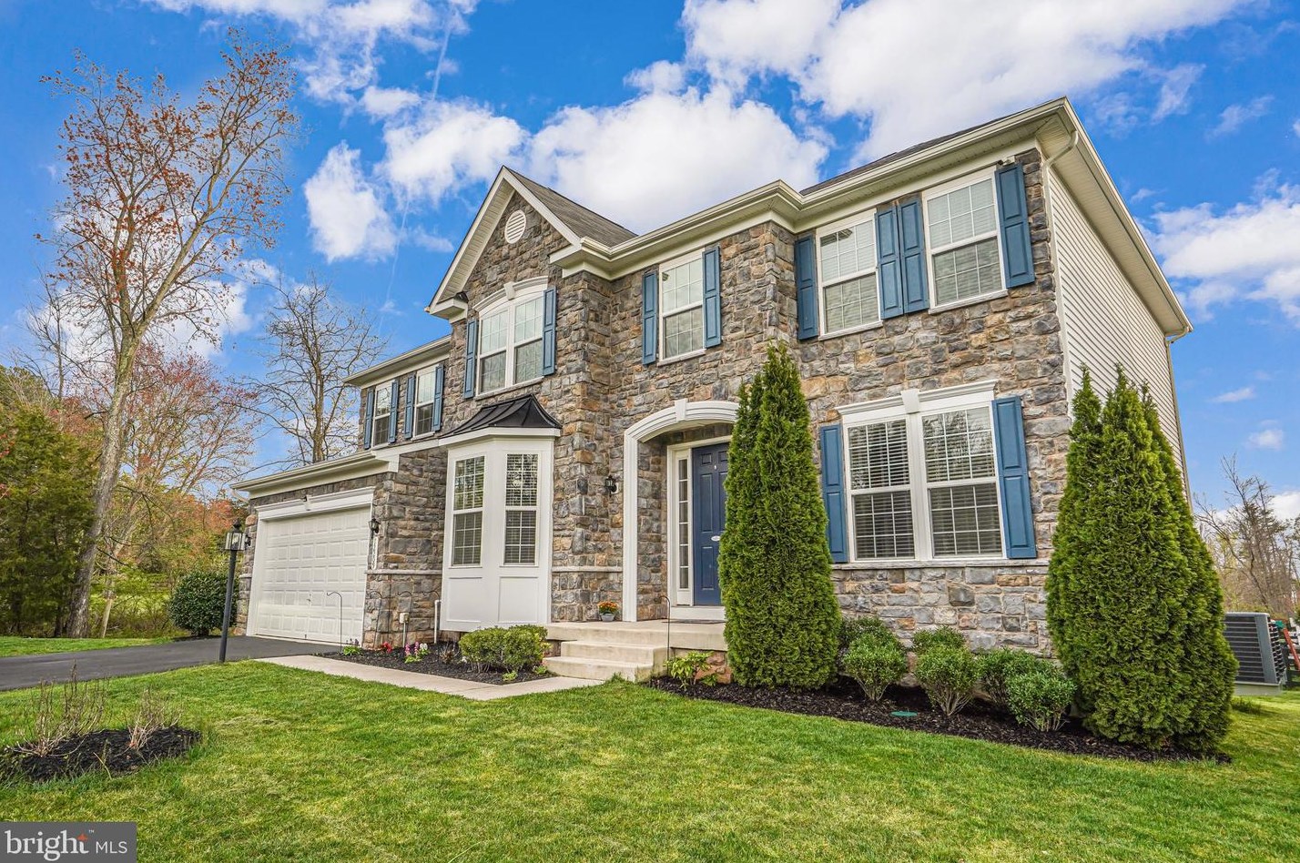 12209 Jennell Dr, Bristow VA  20136-1127 exterior