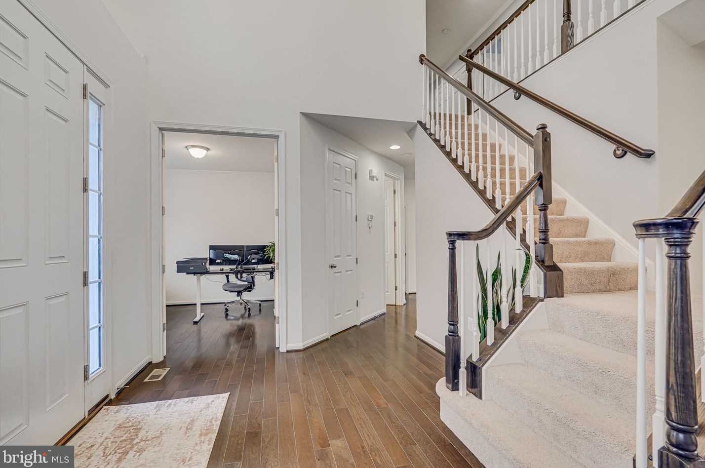 12209 Jennell Dr, Bristow VA  20136-1127 exterior