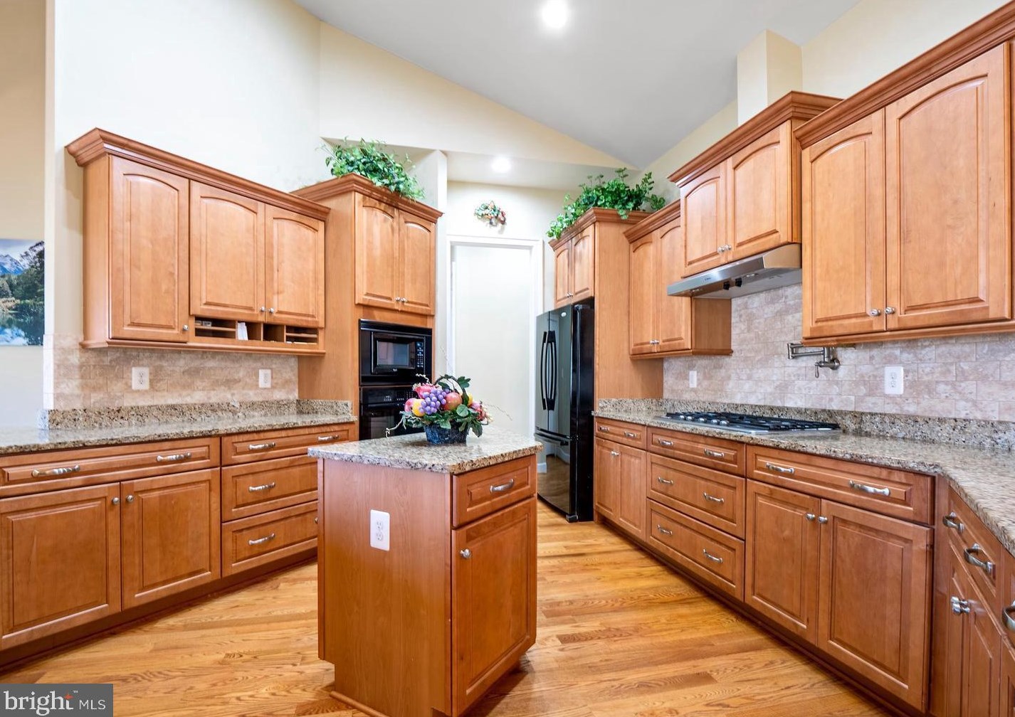 14375 Breezewood Ct, Gainesville, VA 20155