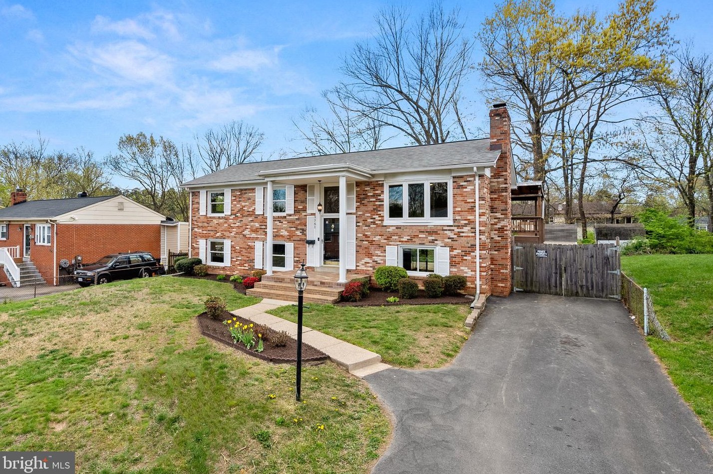 3761 Del Mar Dr, Woodbridge, VA 22193