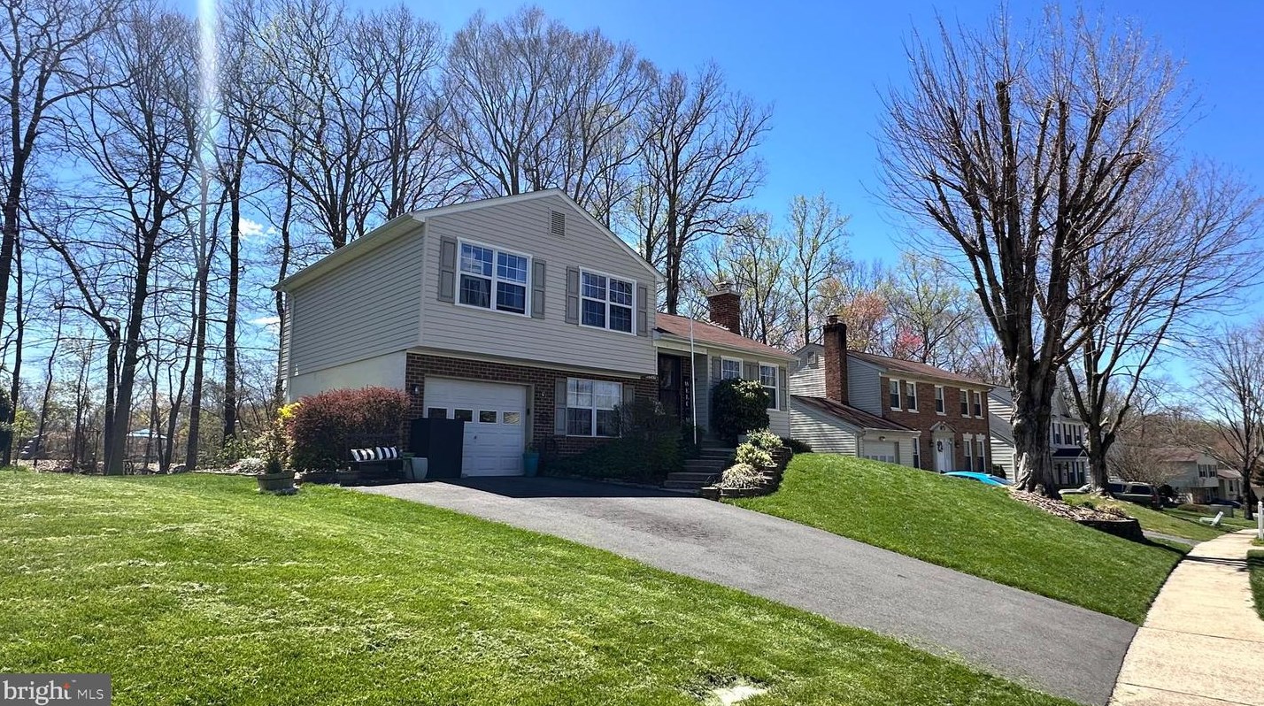 11929 Cotton Mill Dr, Woodbridge, VA 22192