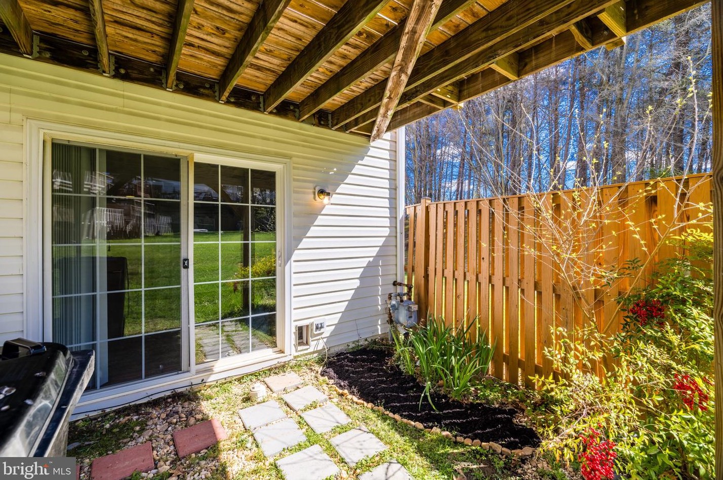 3581 Sherbrooke Cir, Woodbridge VA  22192-7033 exterior