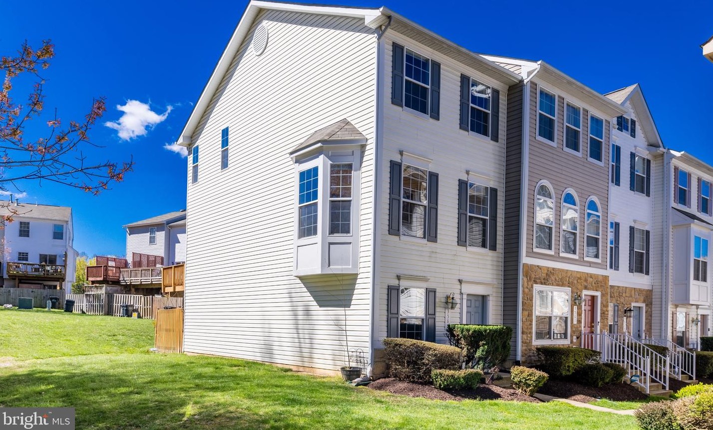 3581 Sherbrooke Cir, Woodbridge, VA 22192